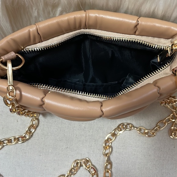 LATTICE CROSSBODY BAG SOLID CHAIN in TAN - Picture 7 of 10
